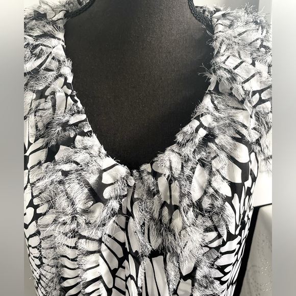 WHBM Frayed Edge Blouse - Picture 4 of 8